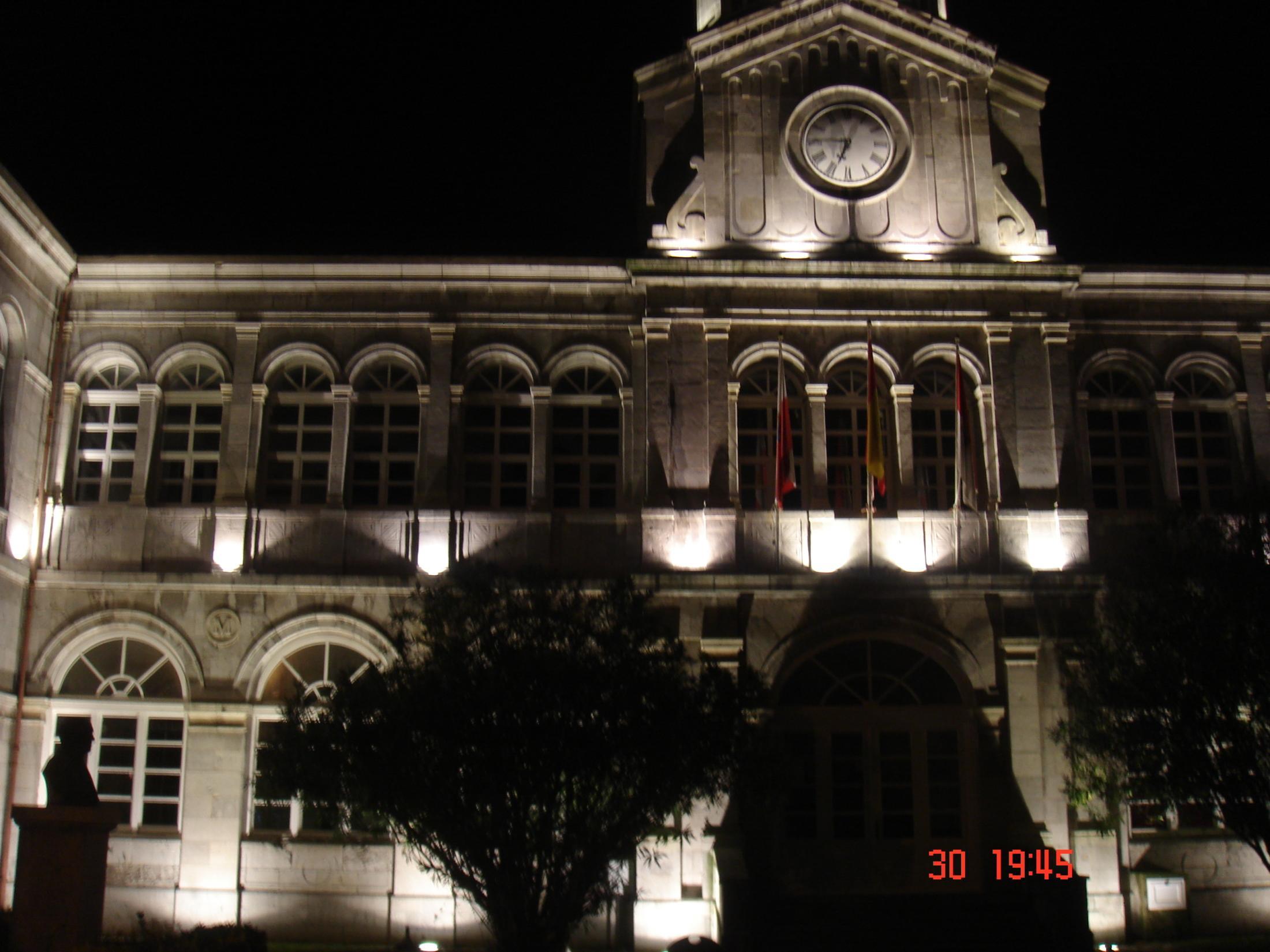 En este momento estás viendo Iluminación para Ayuntamientos en Cantabria